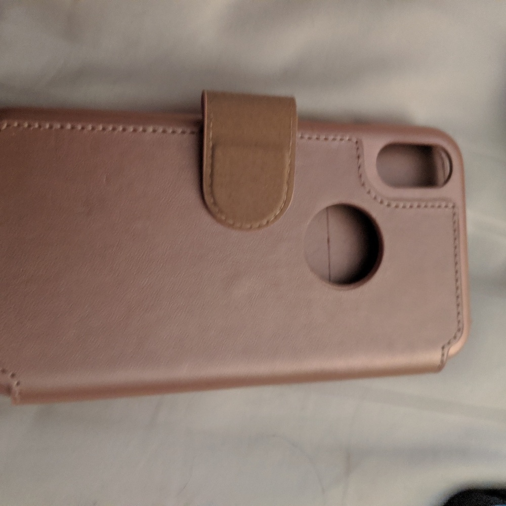 Phone cases - Picture 4 of 5